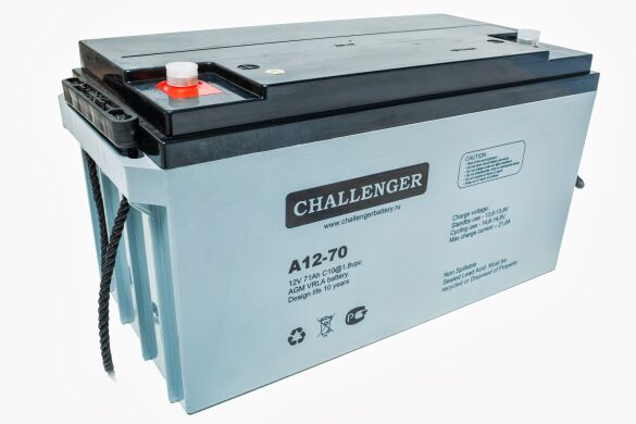 Акумуляторна батарея Challenger A12-70S (12В 70 а/г)